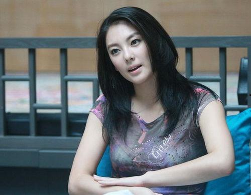 张雨绮现场吃瓜视频大全,视频大全揭秘娱乐圈幕后真相