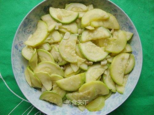 小瓜如何蒸着吃窍门视频,轻松解锁美味秘诀