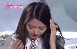 扣鼻子吃瓜视频,揭秘网络短视频的趣味与争议