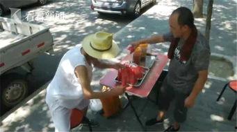 吃瓜路人劝架视频,视频记录现场惊险瞬间